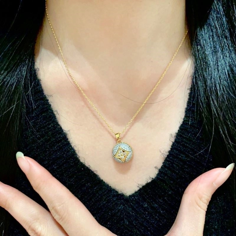 Louis Vuitton Necklaces Flexible 248878
