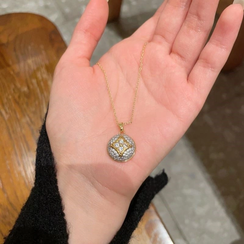 Louis Vuitton Necklaces Flexible 248878