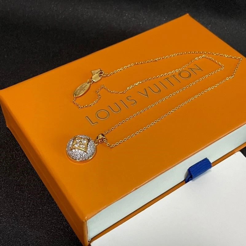 Louis Vuitton Necklaces Flexible 248878