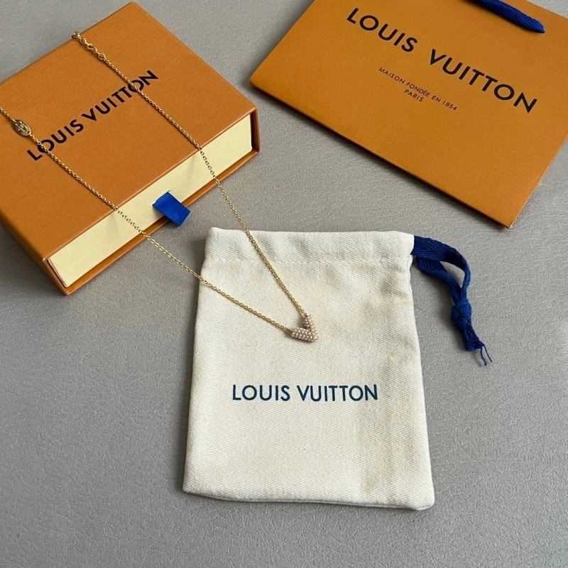 Louis Vuitton Necklaces WeatherProof 248864