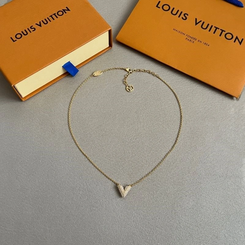 Louis Vuitton Necklaces WeatherProof 248864