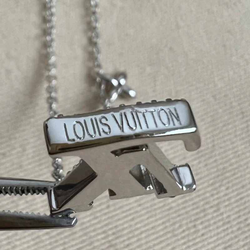 Louis Vuitton Necklaces SoftTouch 248861