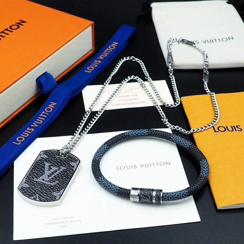 Louis Vuitton Necklaces EasyMatch 248873