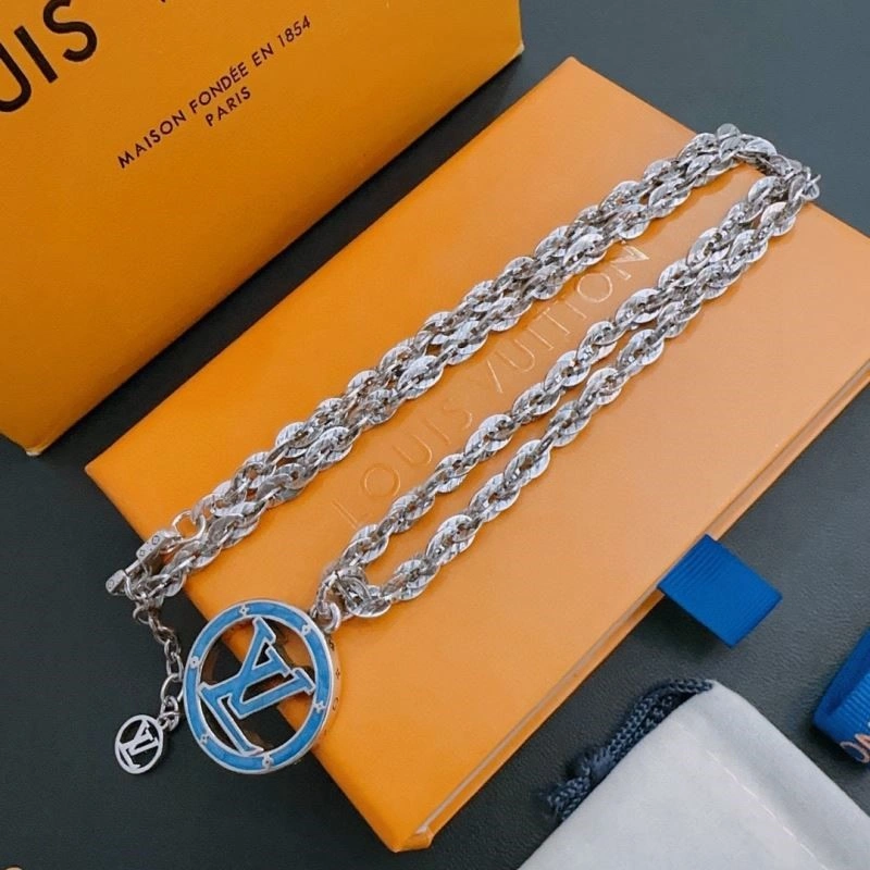 Louis Vuitton Necklaces Flexible 248863