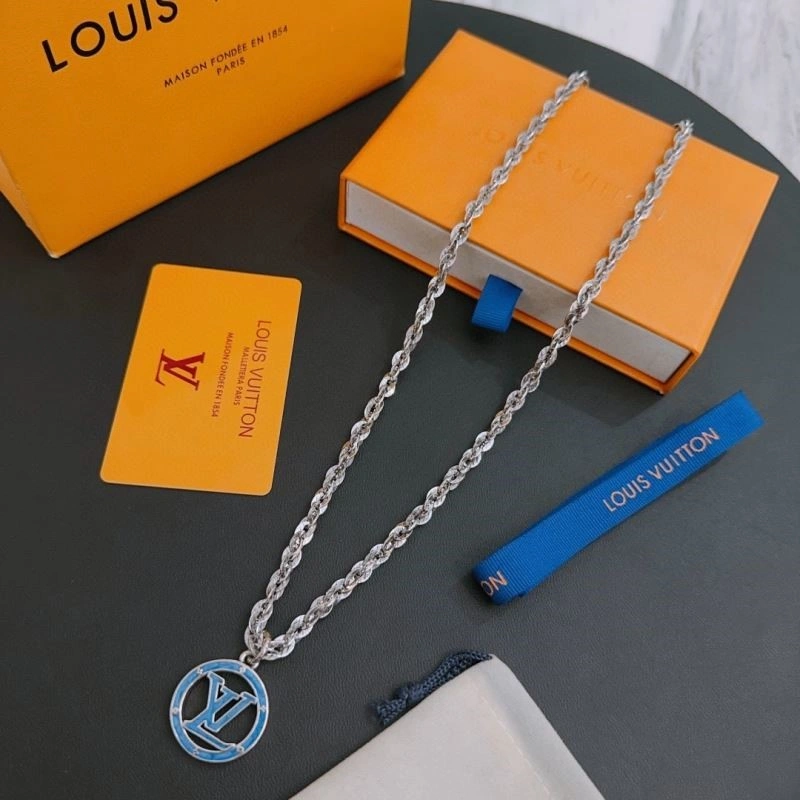 Louis Vuitton Necklaces Flexible 248863