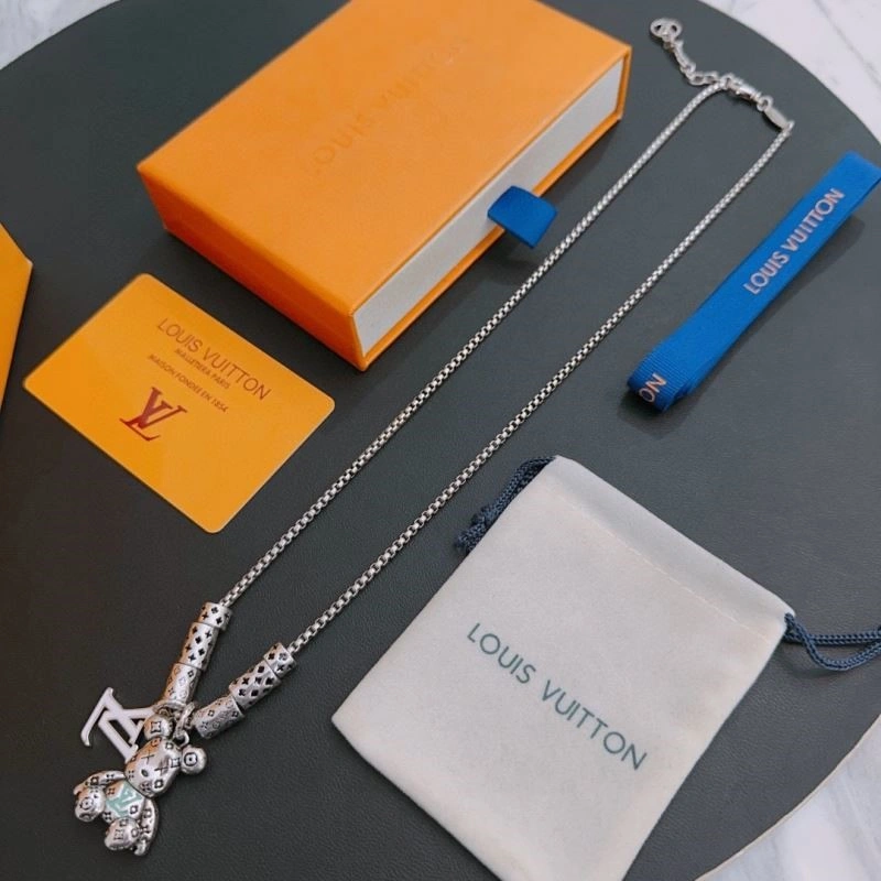 Cozy Louis Vuitton Necklaces 248871