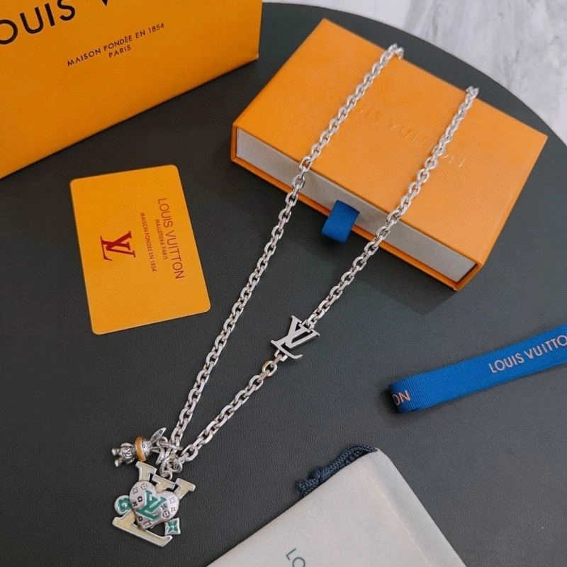 Louis Vuitton Necklaces Premium 248882