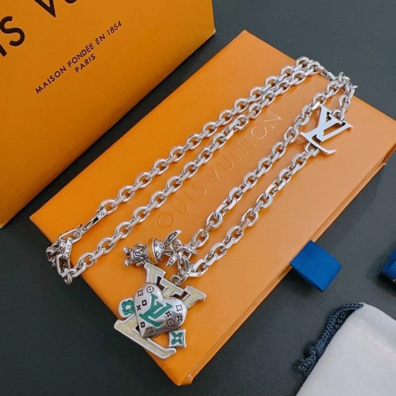 Louis Vuitton Necklaces Premium 248882
