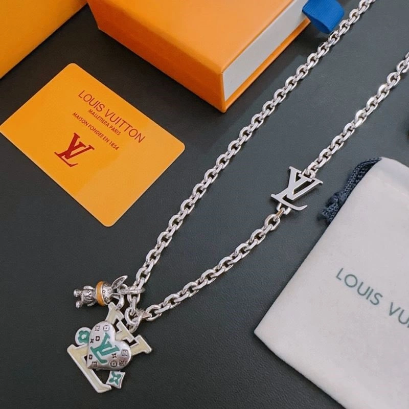 Louis Vuitton Necklaces Premium 248882