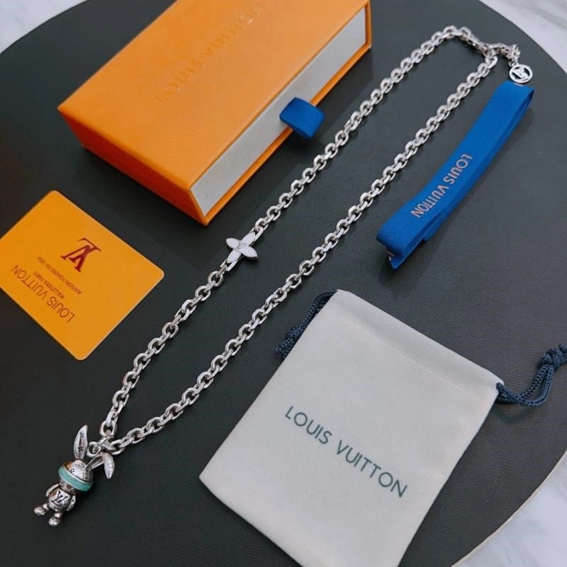Breathable Louis Vuitton Necklaces 248854