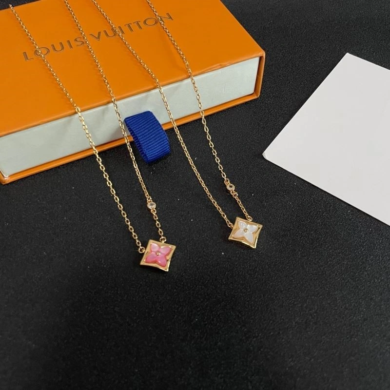 Louis Vuitton Necklaces Modern 248848