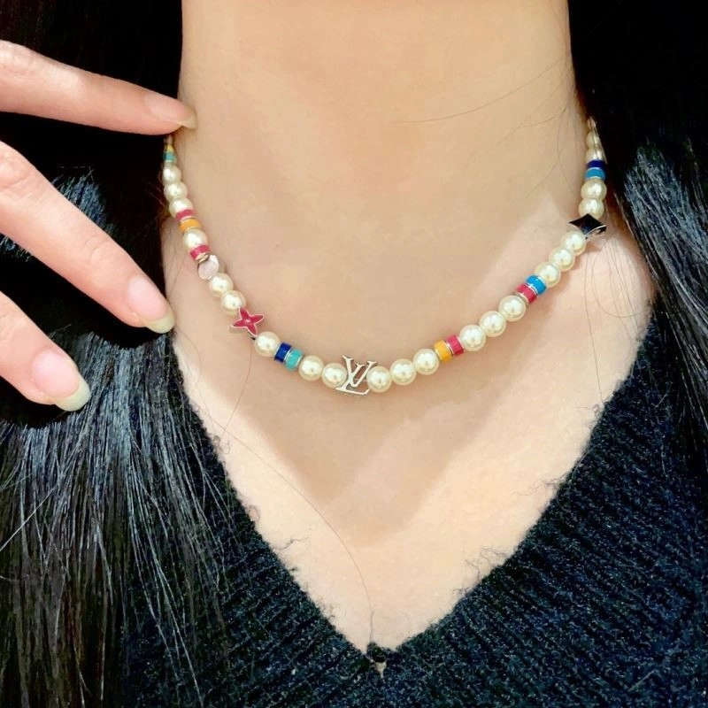 Louis Vuitton Necklaces Flexible 248847