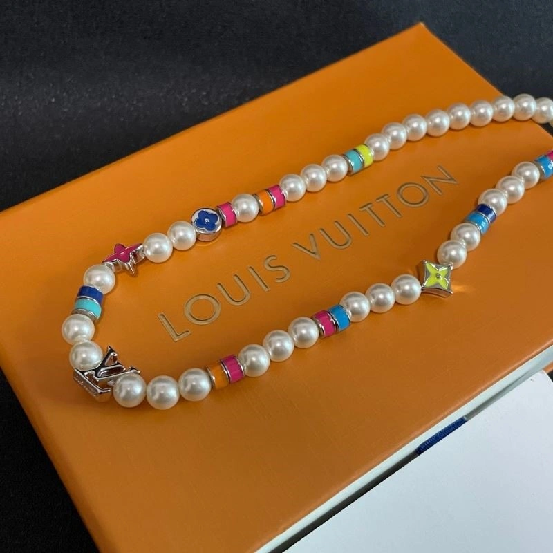 Louis Vuitton Necklaces Flexible 248847