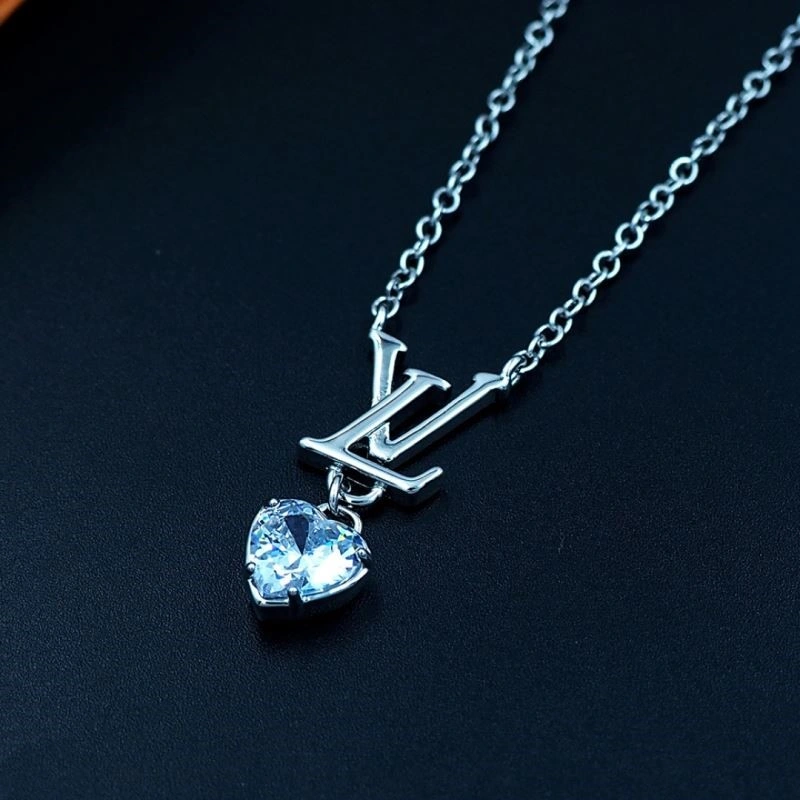 Louis Vuitton Necklaces Youthful 248588