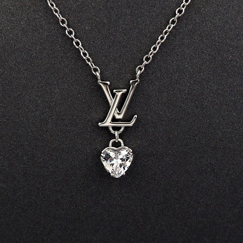Louis Vuitton Necklaces Youthful 248588