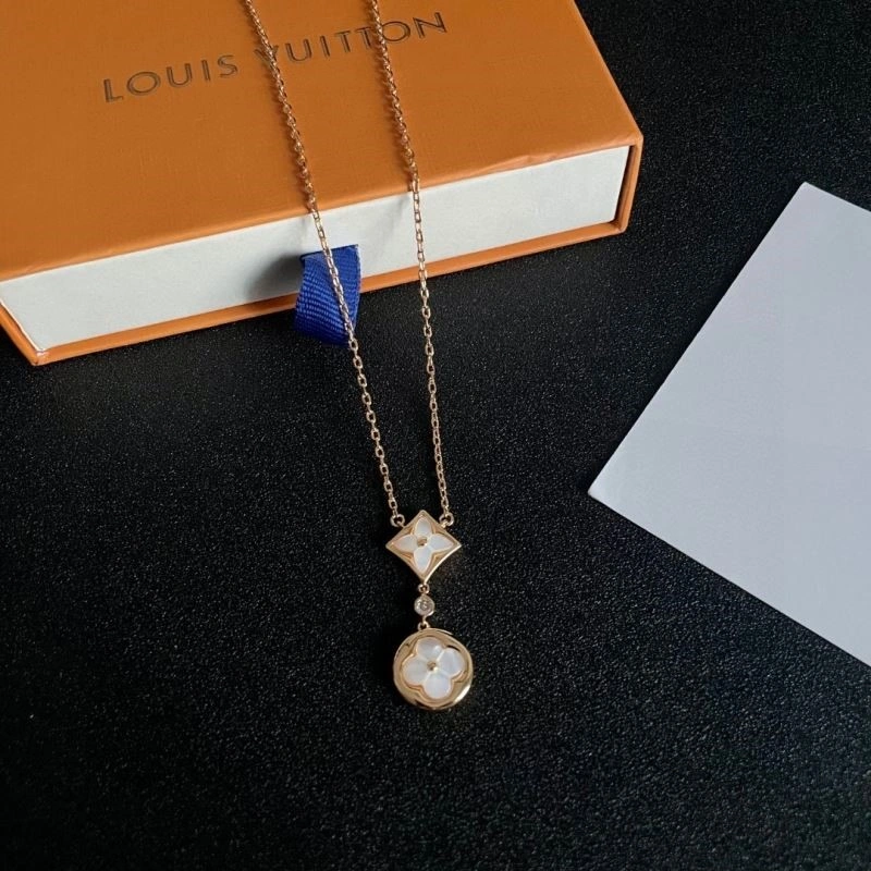 Louis Vuitton Necklaces Breathable 248591