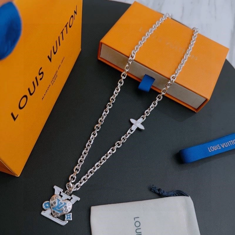 Louis Vuitton Necklaces TravelReady 248574