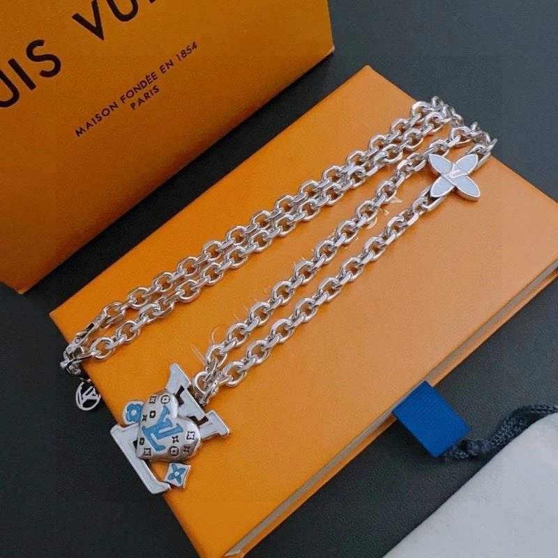 Louis Vuitton Necklaces TravelReady 248574