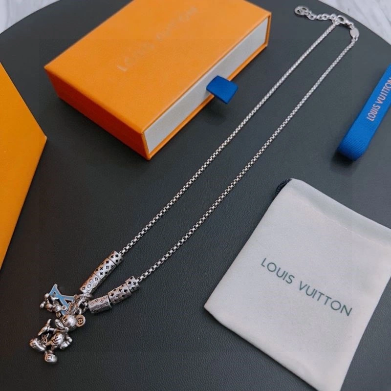Louis Vuitton Necklaces Popular 248556