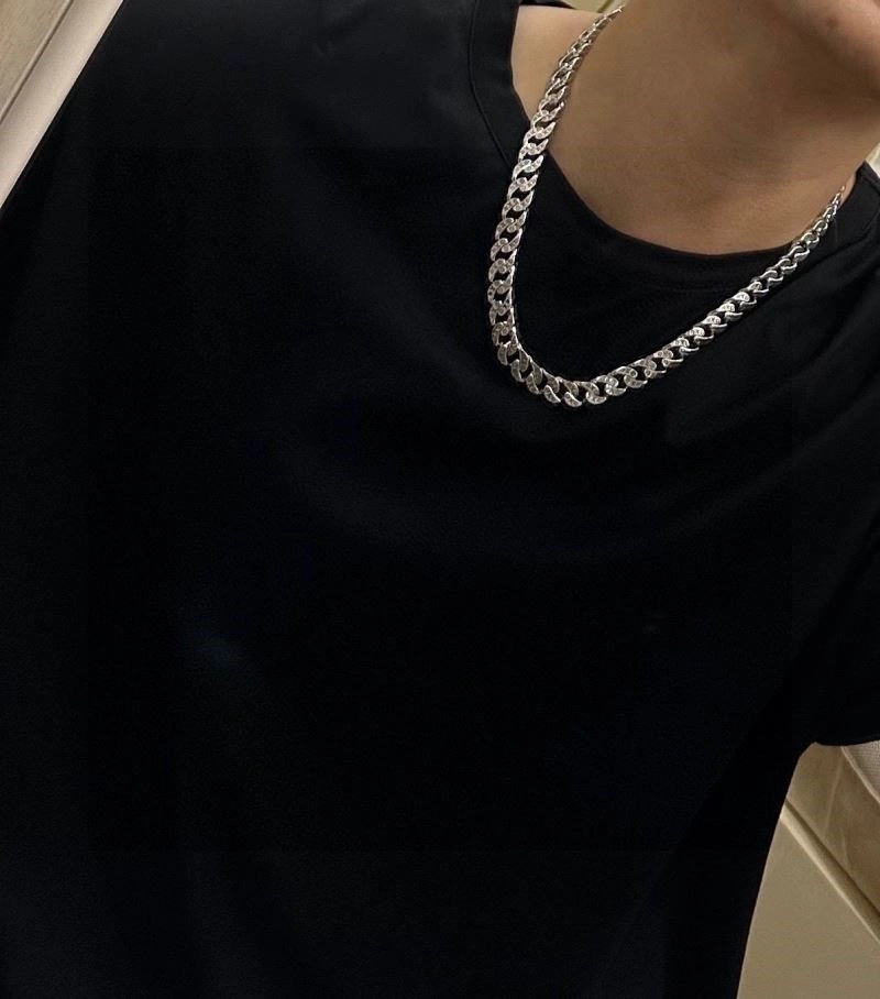 TravelReady Louis Vuitton Necklaces 248557