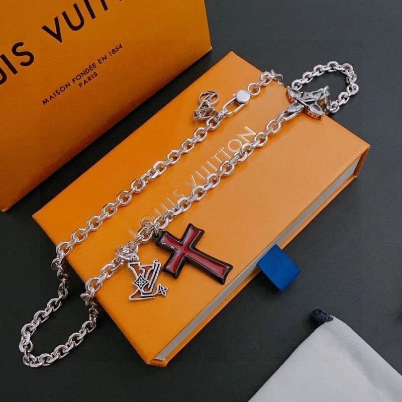 Louis Vuitton Necklaces Cozy 248555