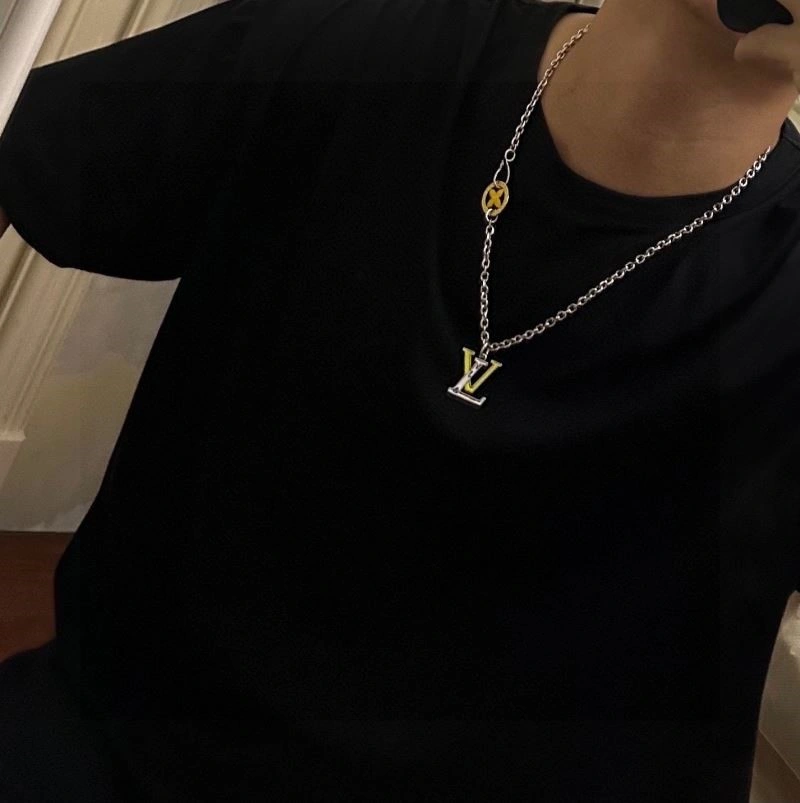 Louis Vuitton Necklaces Compact 248554