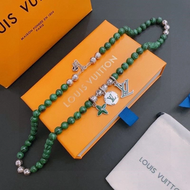 Louis Vuitton Necklaces WellDesigned 248550