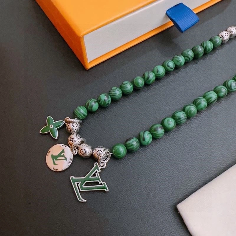 Louis Vuitton Necklaces WellDesigned 248550