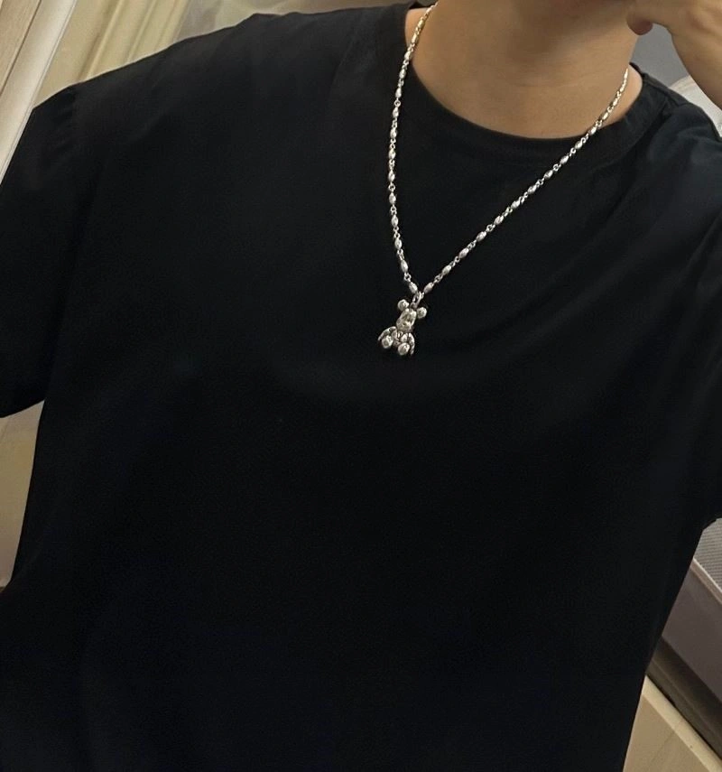 RelaxedFit Louis Vuitton Necklaces 248527