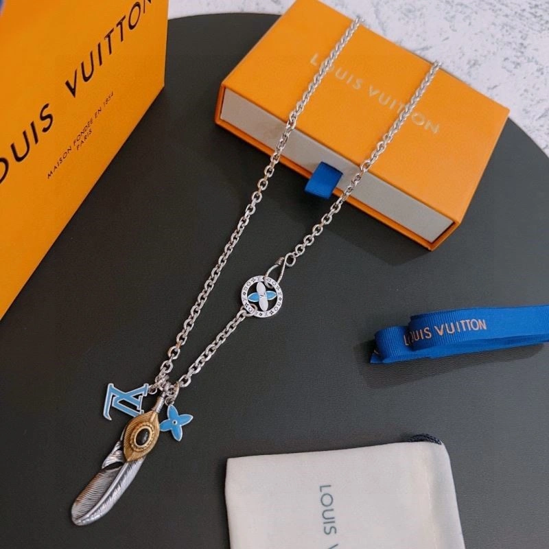 Upgraded Louis Vuitton Necklaces 248525