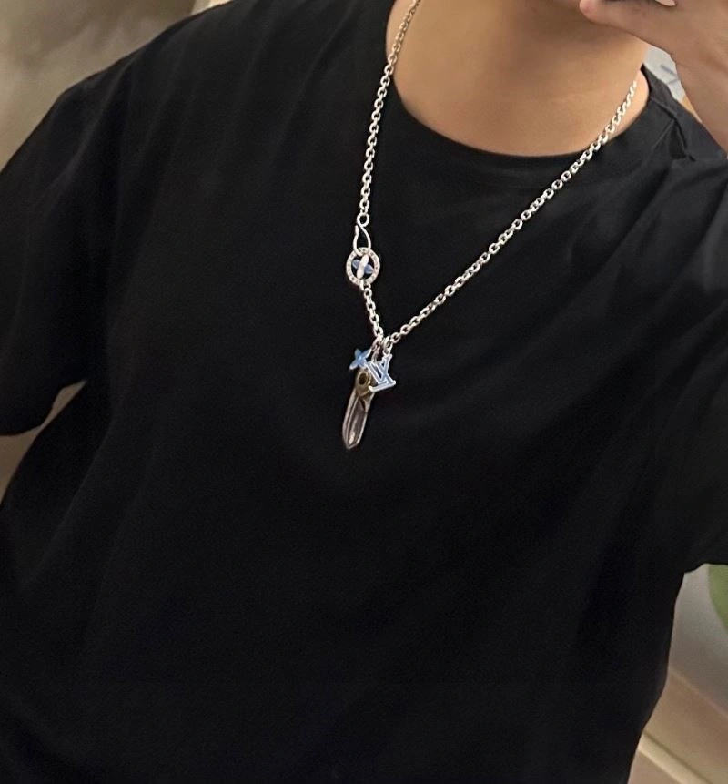 Upgraded Louis Vuitton Necklaces 248525