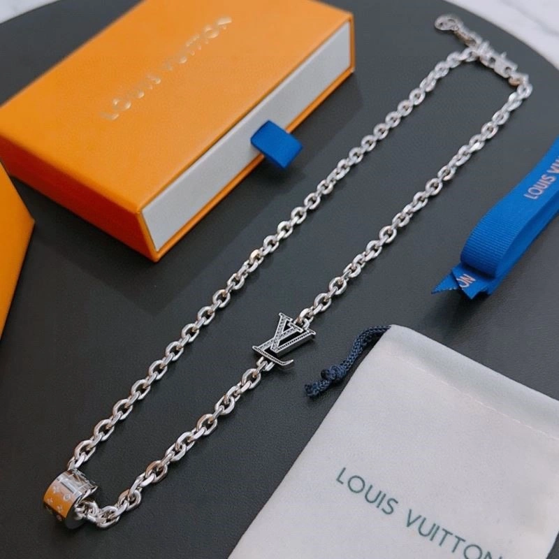 Bold Louis Vuitton Necklaces 248545