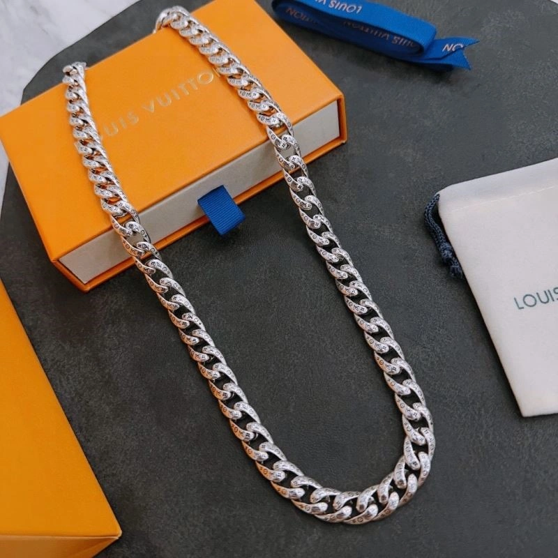 Louis Vuitton Necklaces ComfortFit 248522