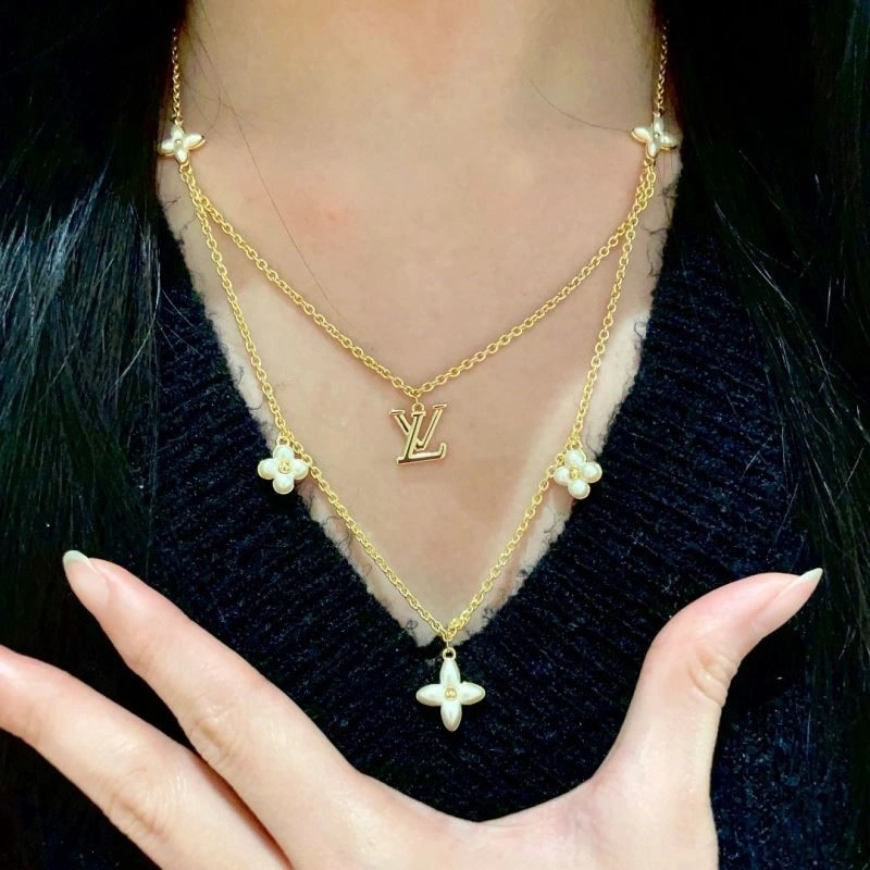 Louis Vuitton Necklaces TimelessDesign 248530
