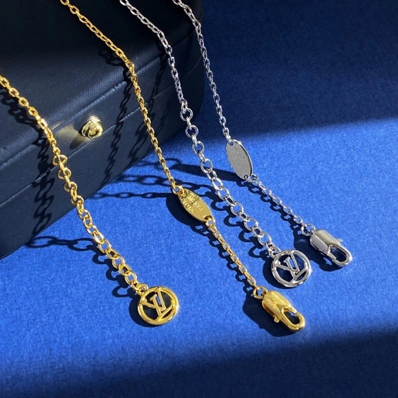Louis Vuitton Necklaces Vibrant 248546
