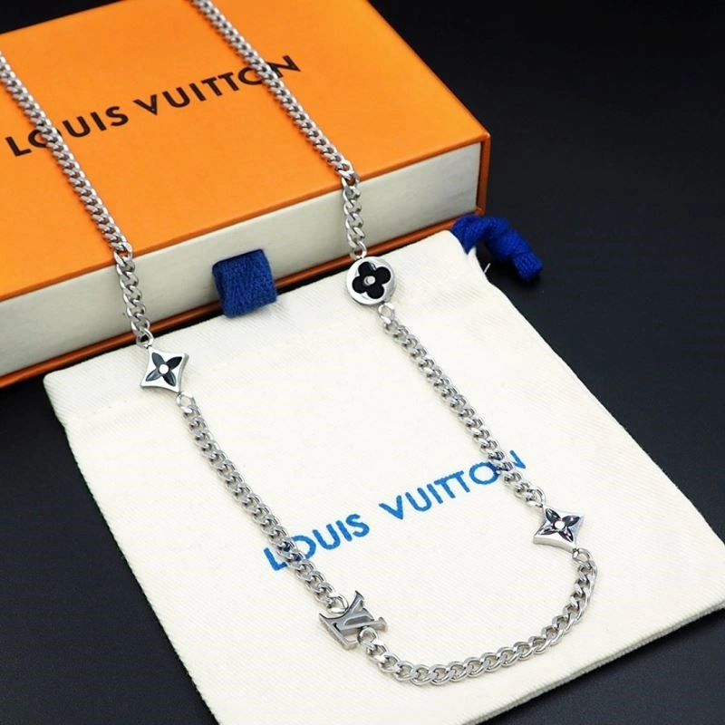 Unisex Louis Vuitton Necklaces 248549
