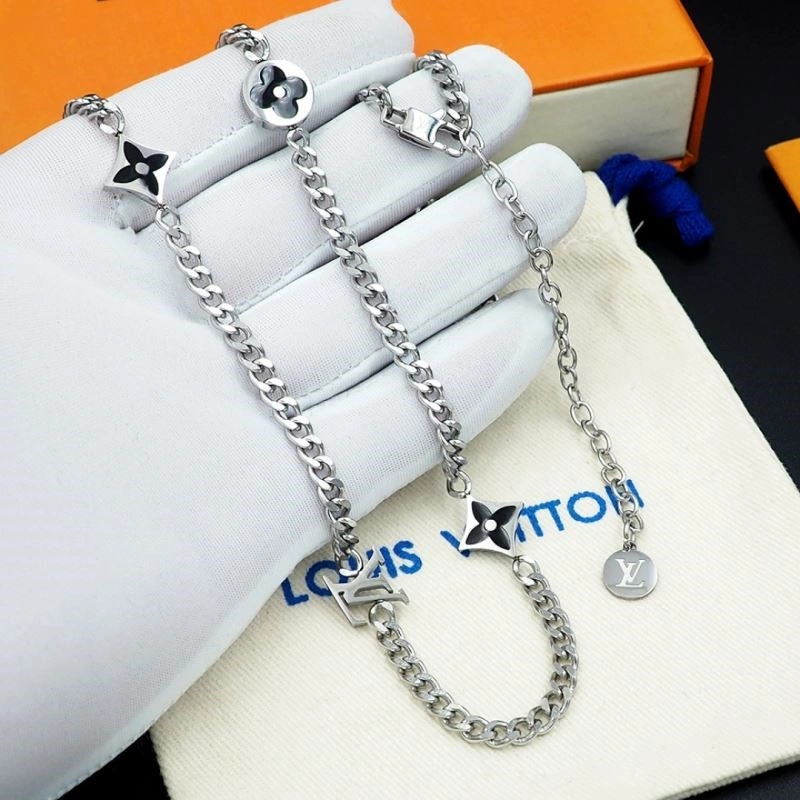 Unisex Louis Vuitton Necklaces 248549