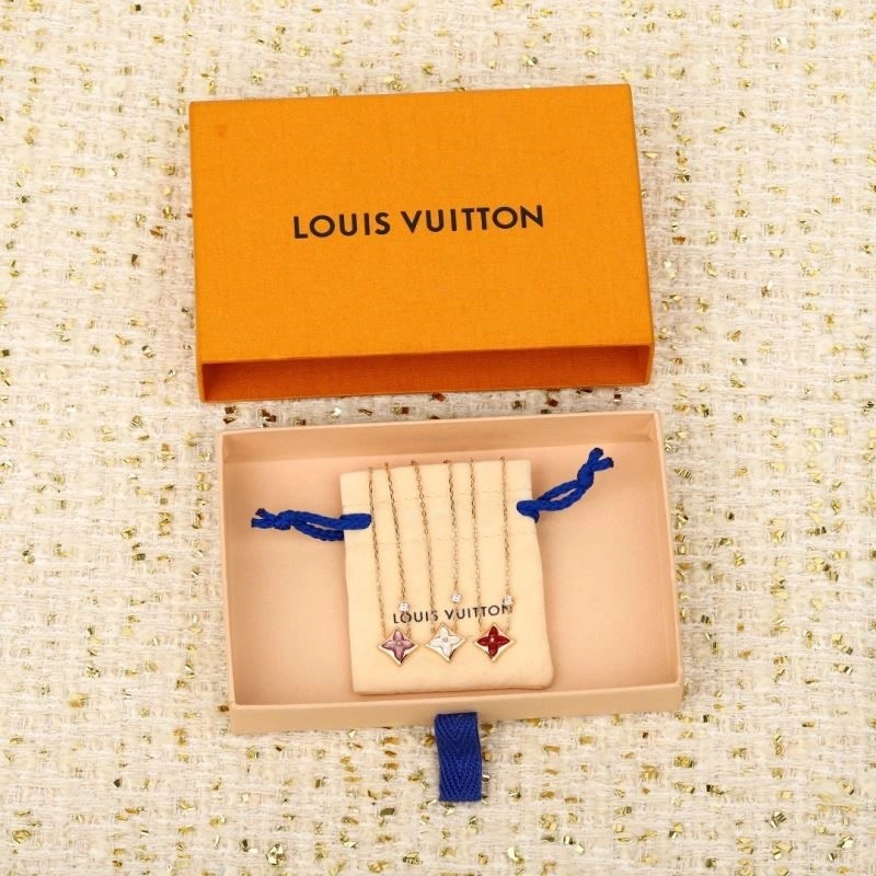 Louis Vuitton Necklaces Stylish 248547