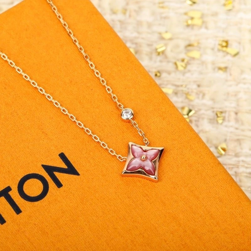 Louis Vuitton Necklaces Stylish 248547