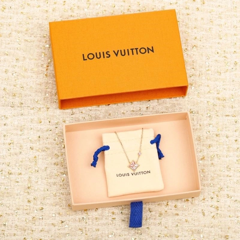 Louis Vuitton Necklaces Resilient 248543