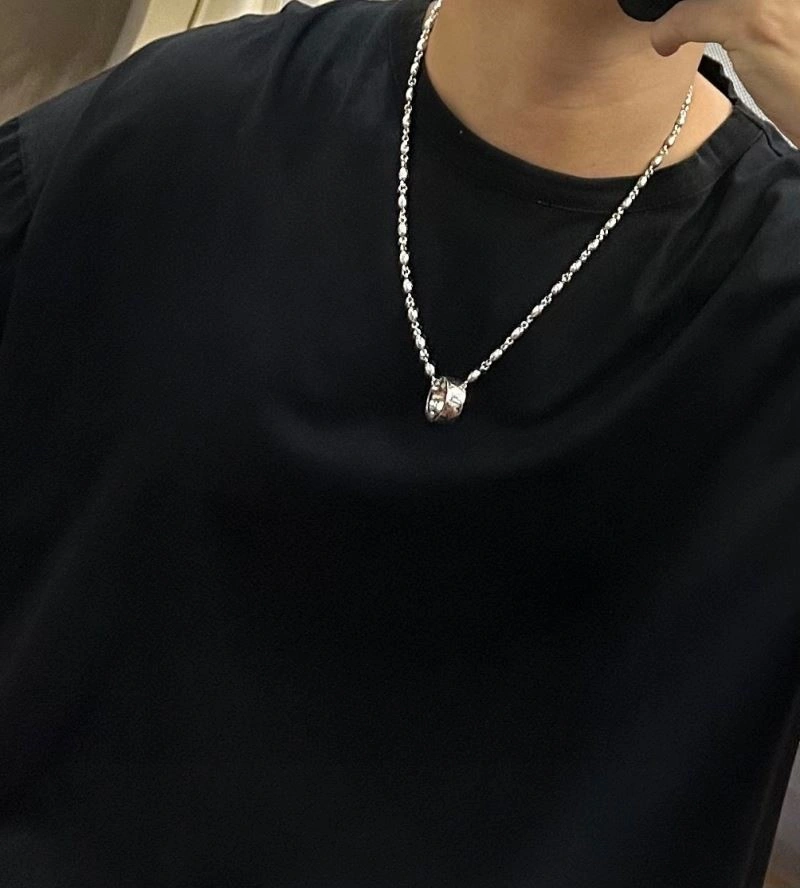 Louis Vuitton Necklaces Reliable 248519