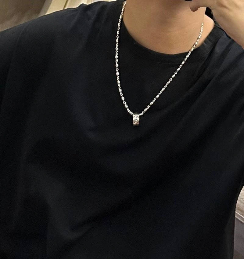 Louis Vuitton Necklaces Reliable 248519