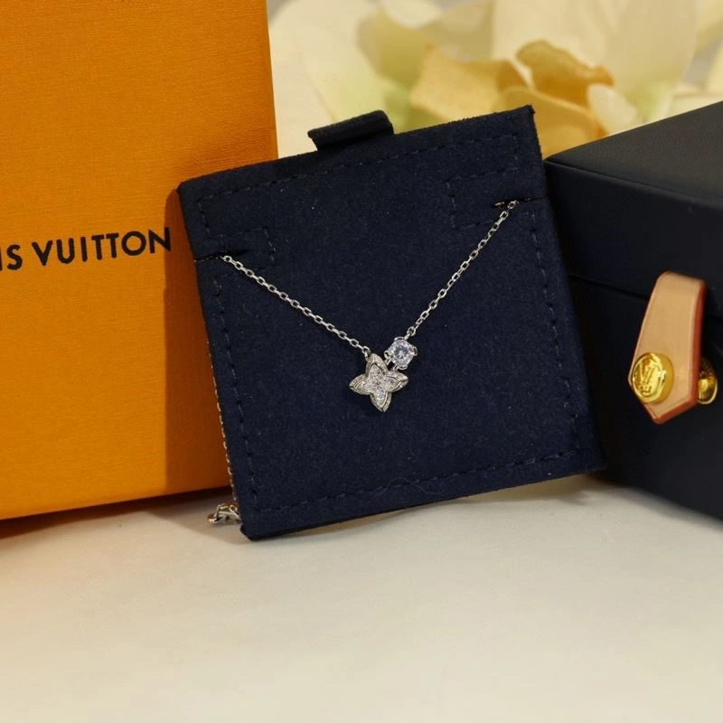 Louis Vuitton Necklaces Flexible 248518