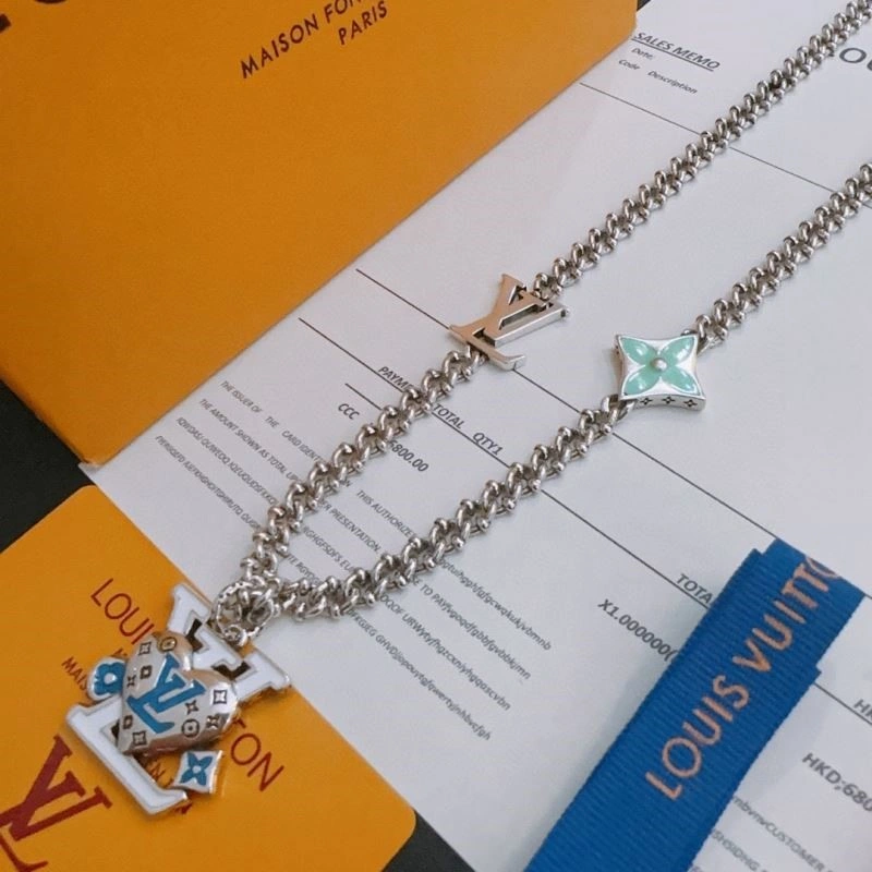 Louis Vuitton Necklaces Compact 248516