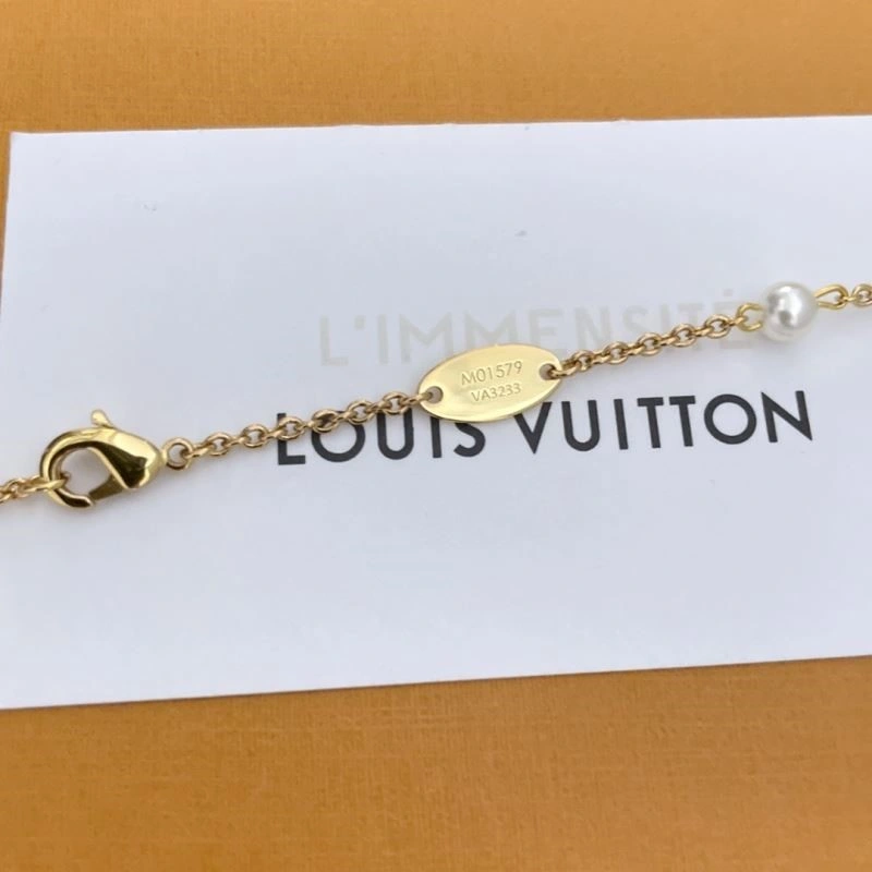 Louis Vuitton Necklaces EasyMatch 248517