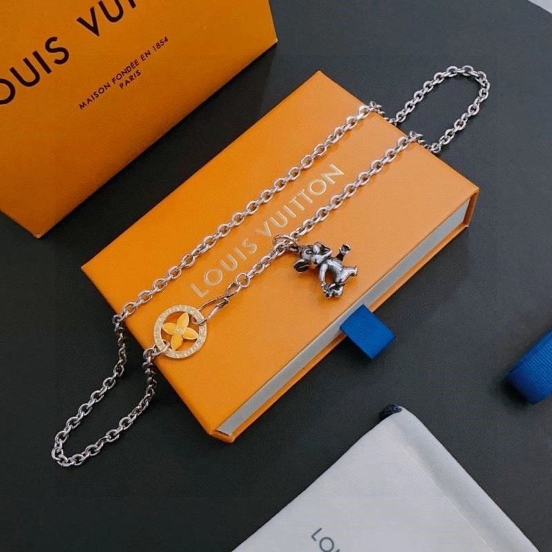 Louis Vuitton Necklaces FreshLook 248515