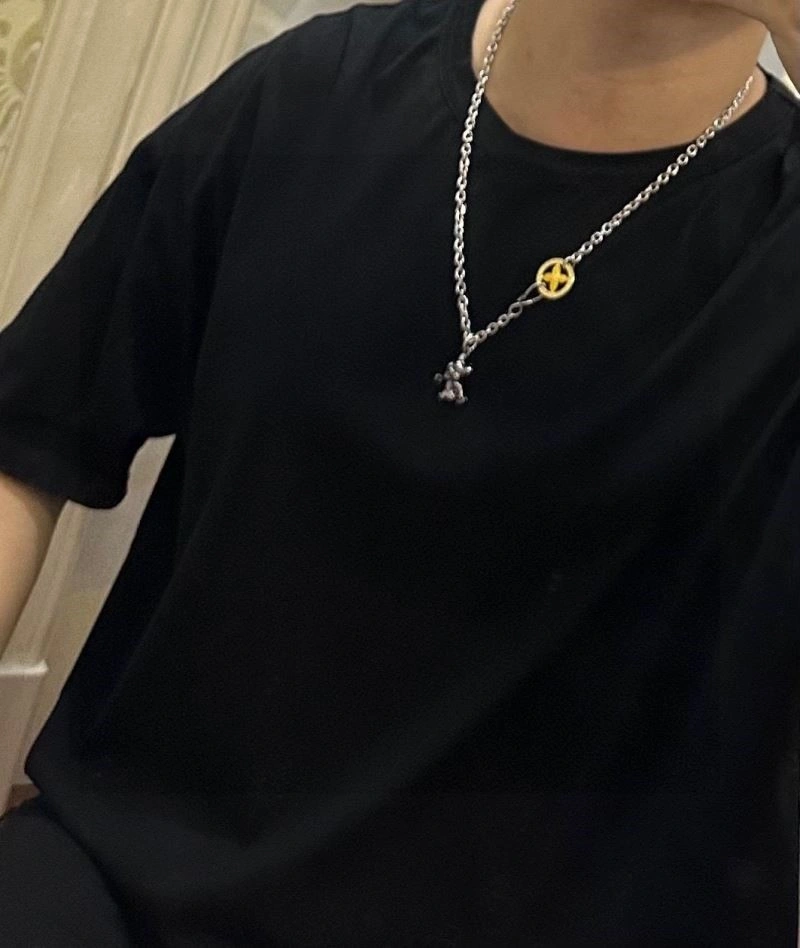 Louis Vuitton Necklaces FreshLook 248515