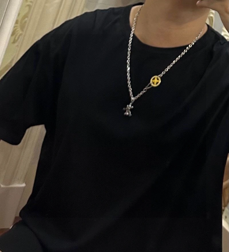 Louis Vuitton Necklaces FreshLook 248515