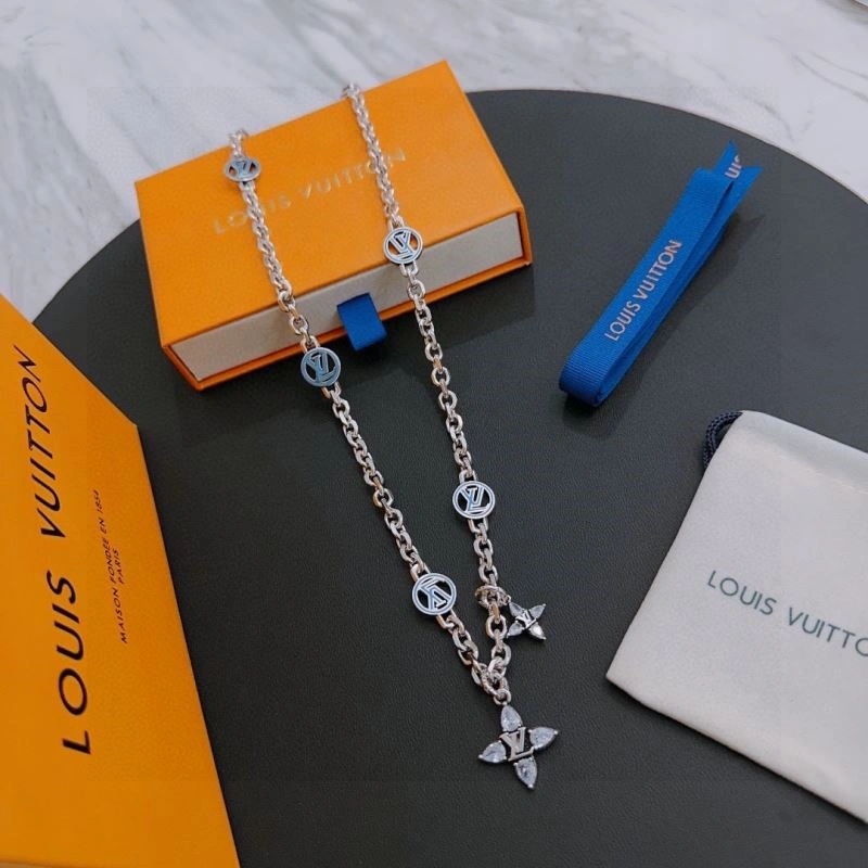 Louis Vuitton Necklaces AllSeason 248508