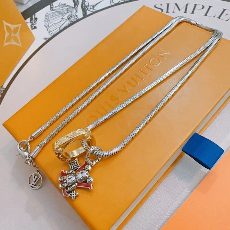 Louis Vuitton Necklaces Refined 248487